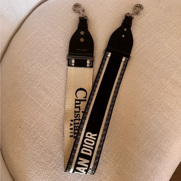 DIOR SHOULDER STRAP WITH RING - Picture 4 of 6